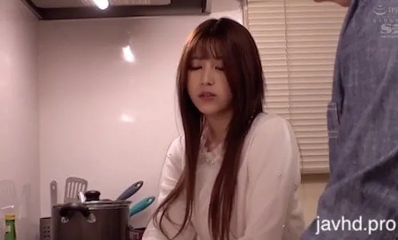 [ssis-010] lỡ yêu cô bạn thân của em ghệ riri nanatsumori